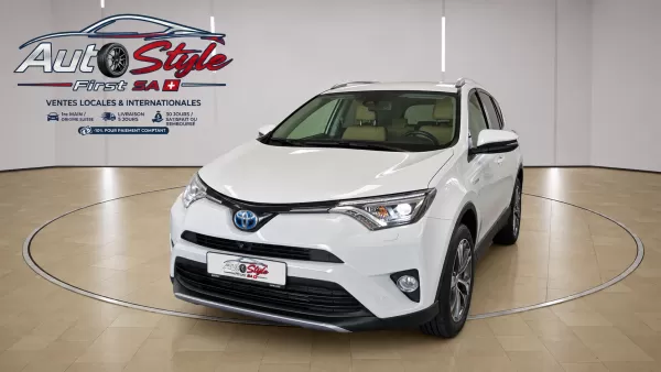 TOYOTA RAV4 2.5 HSD SOL PREMIUM 4WD (197 CH) – EXPERTISÉ (MFK RECENTE), INTERIEUR CUIR, ATTELAGE AMOVIBLE ET GARANTIE COMPLÈTE DE 24 MOIS  143'000 Km | CHF 17'500.-